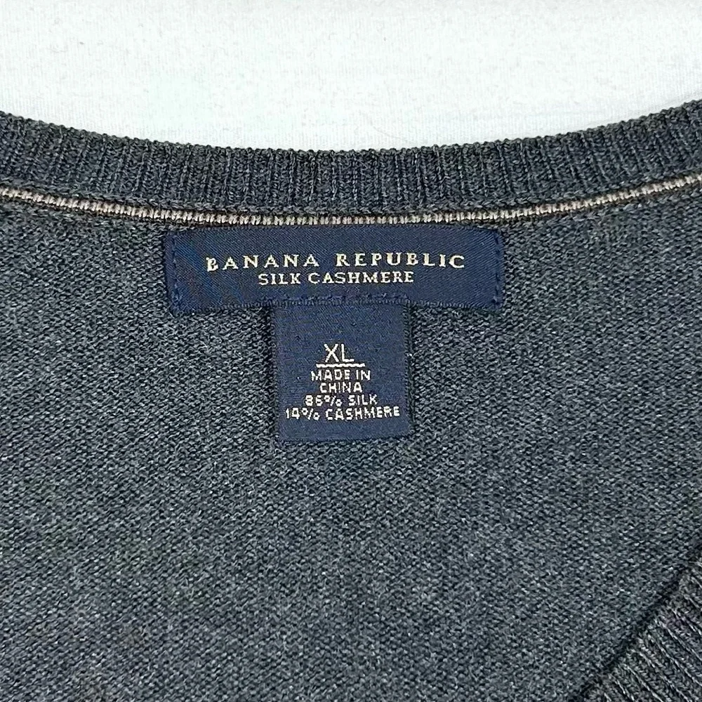 Banana Republic Silk Cashmere Charcoal‎ Luxury V Neck Versatile Sweater XL